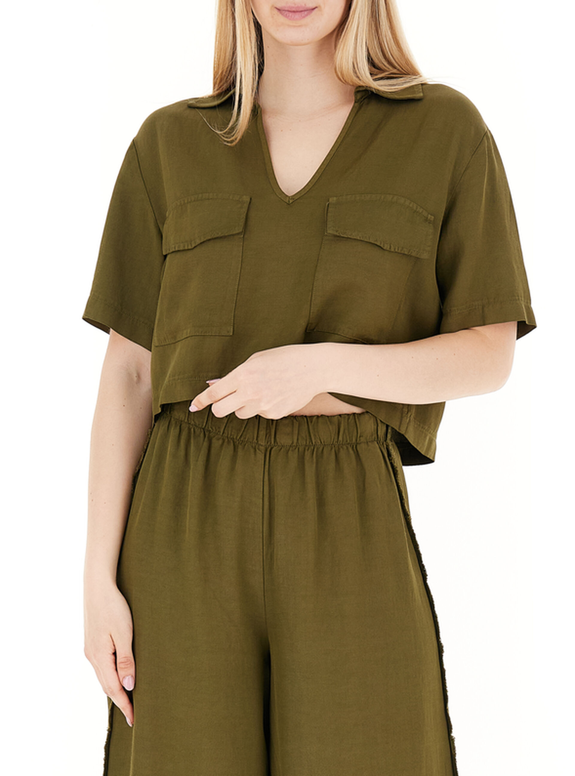 T-shirt misto lino VERDE MILITARE