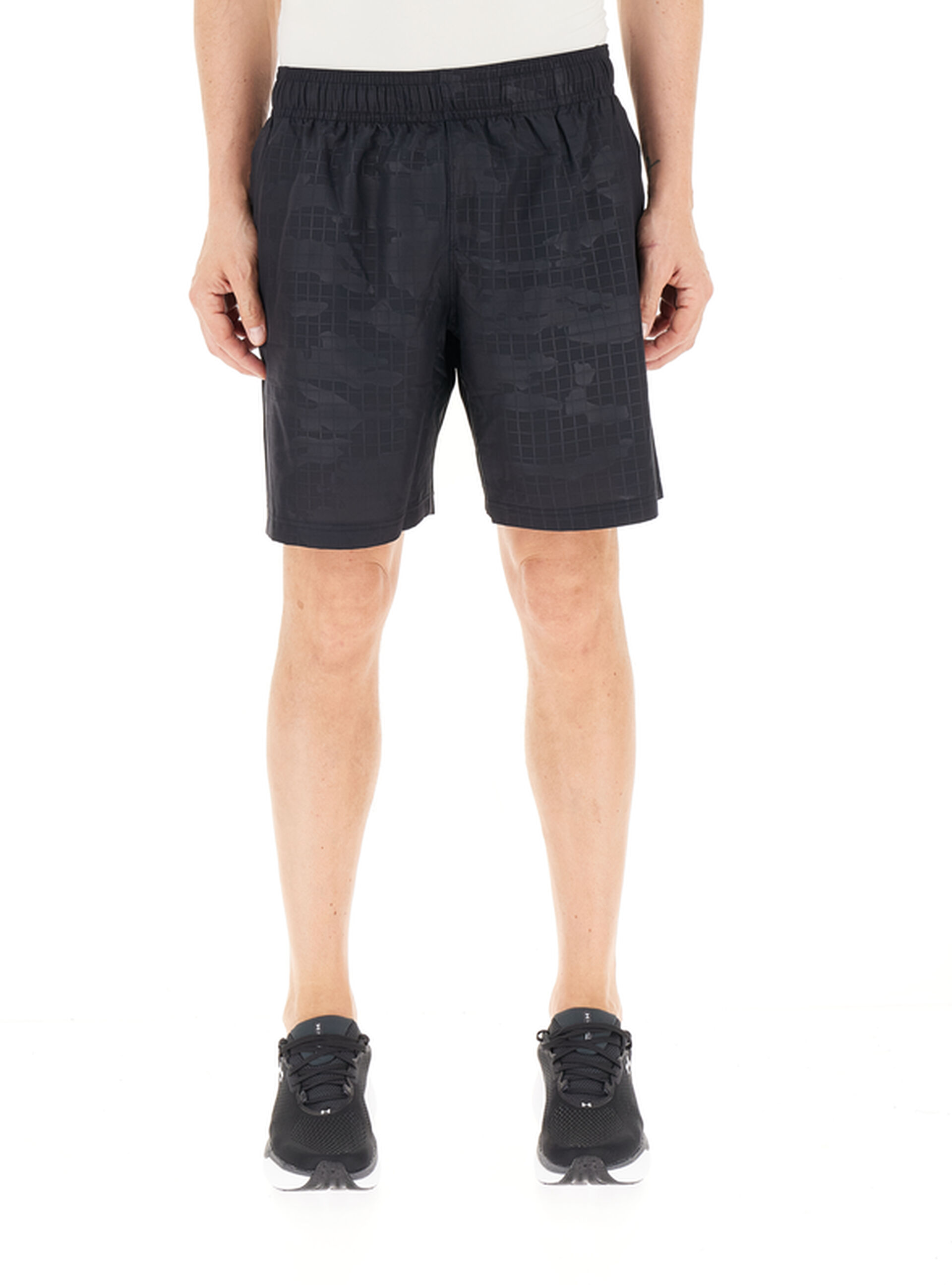 Under Armour Bermuda sportivi NERO