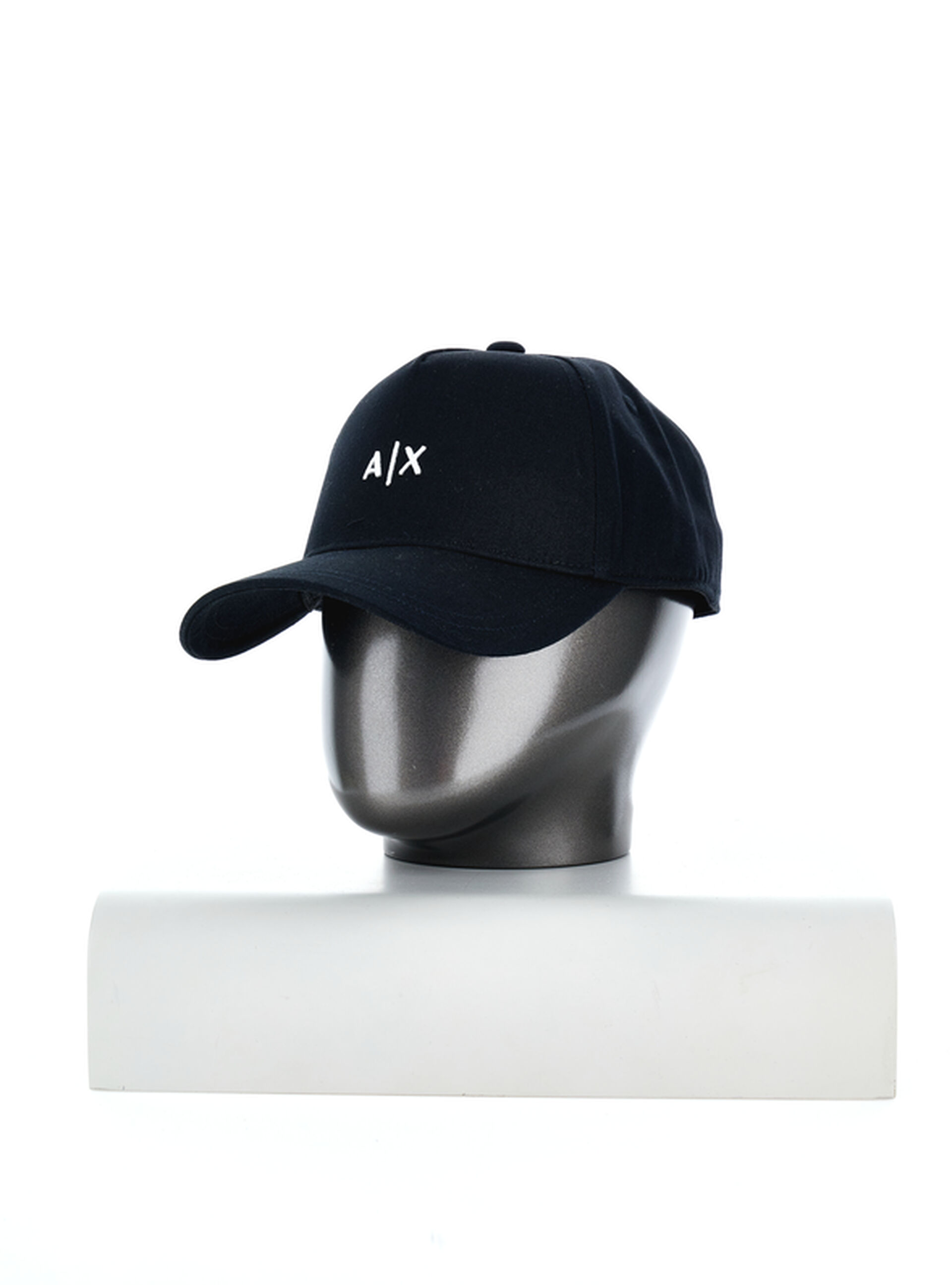 Cappello con visiera NERO