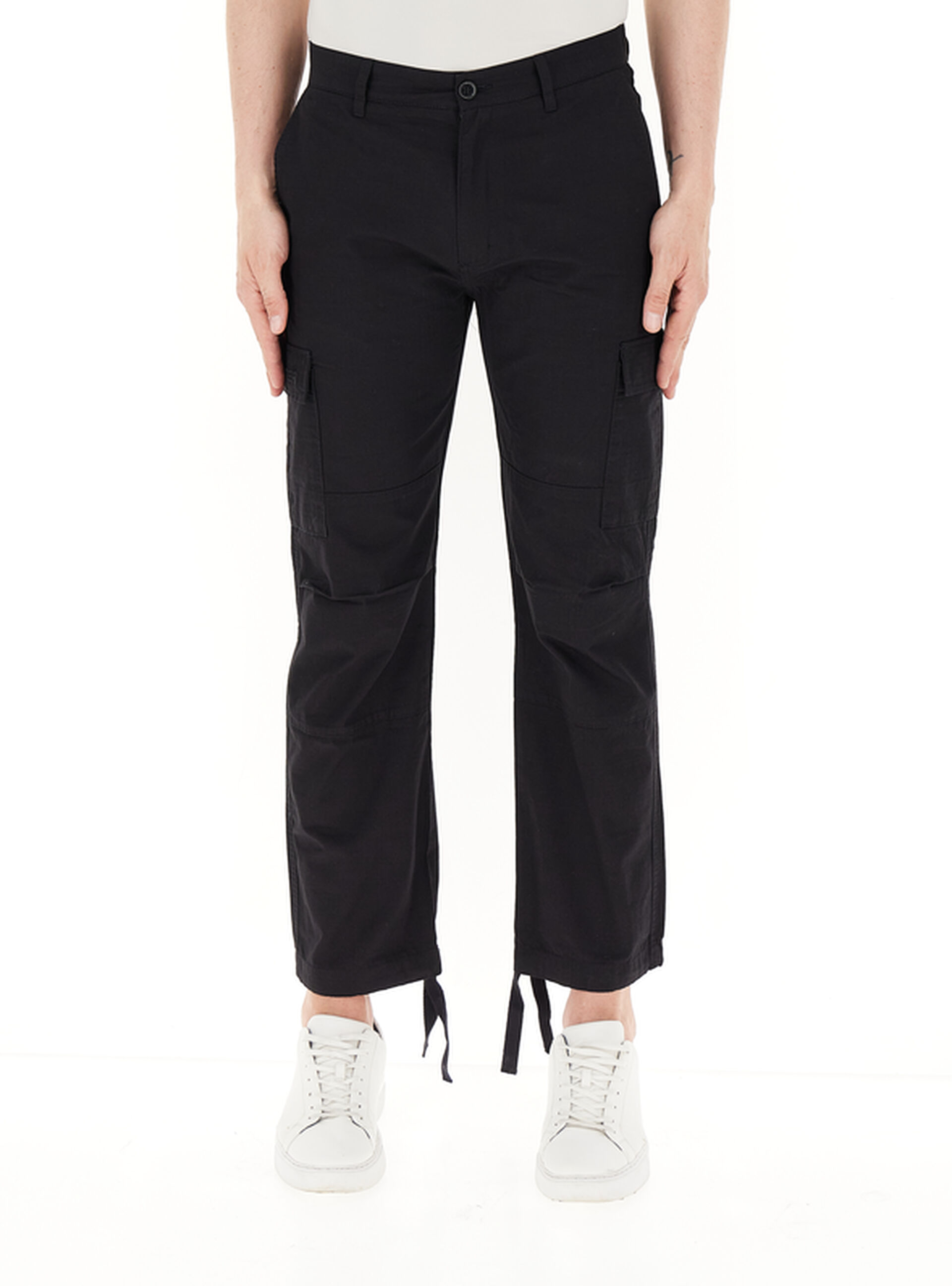 IUTER Pantalone cargo NERO 33