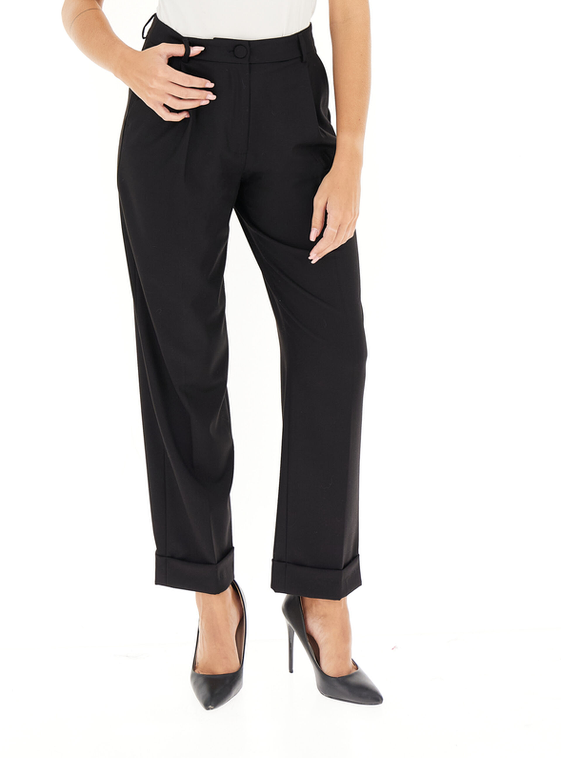 KOCCA Pantalone con risvolto NERO