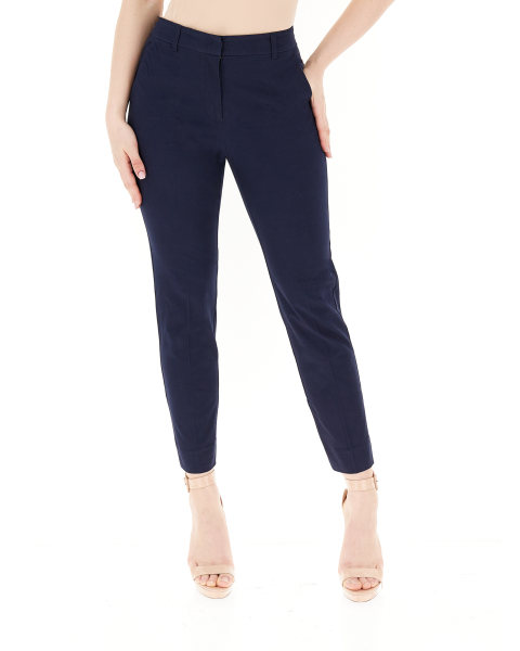 Pantalone sigaretta
