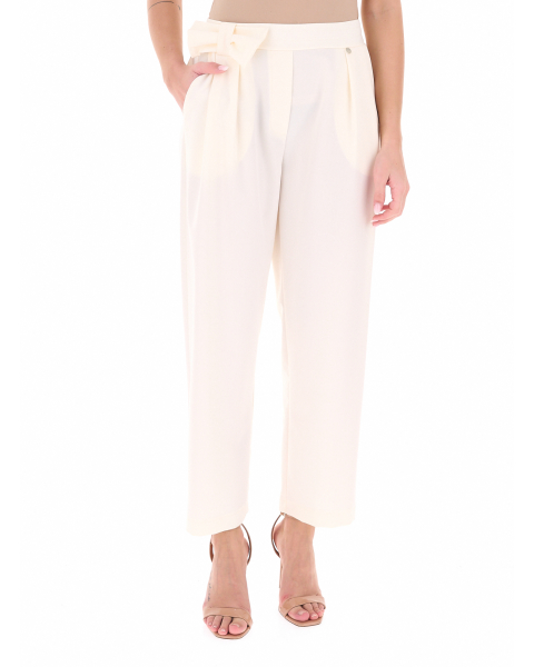 Pantalone con fiocco