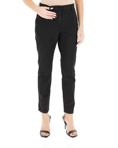 Pantalone a sigaretta