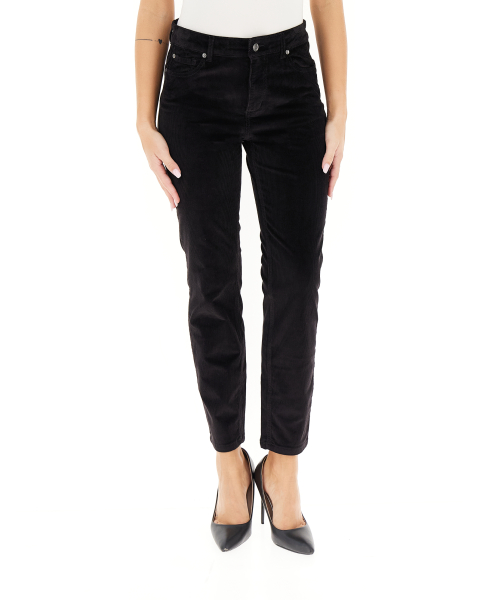 Pantalone a sigaretta