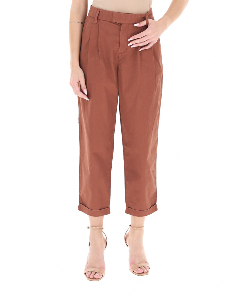 Pantalone con pinces