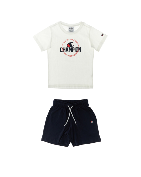 Completo con t-shirt