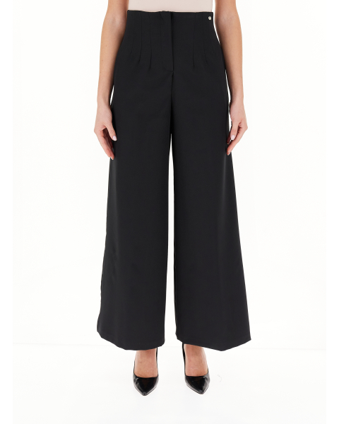 Pantalone a palazzo