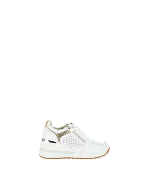 Sneakers con lacci
