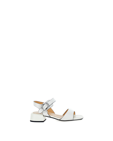 Sandali in pelle