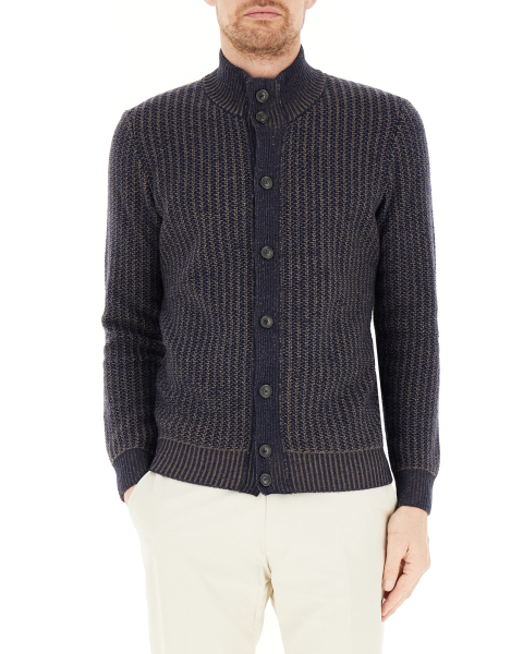 Cardigan con bottoni