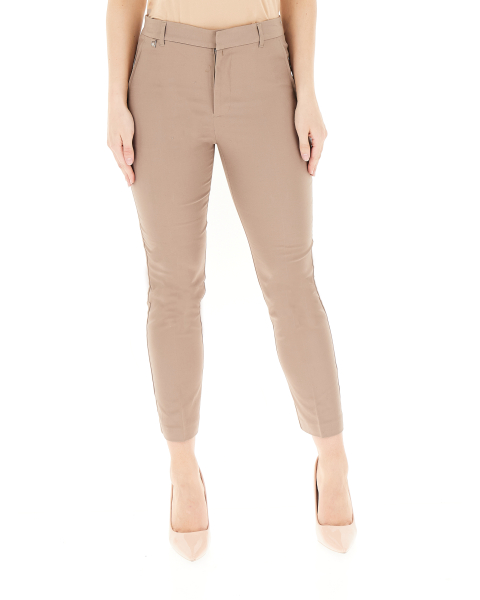 Pantalone a sigaretta