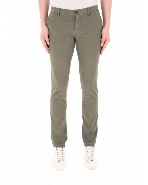 Pantalone chino