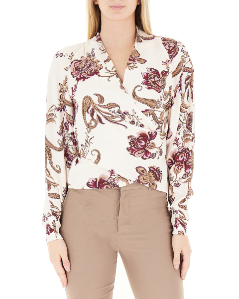 Blusa scollo V