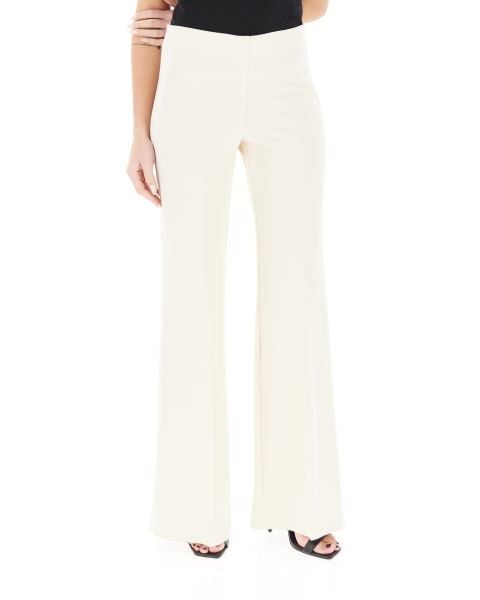 Pantalone flare
