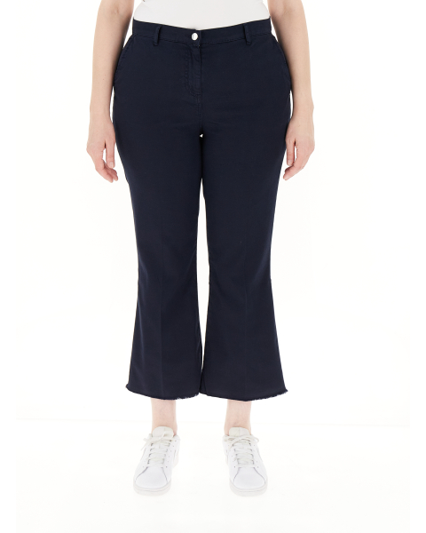 Pantalone flare