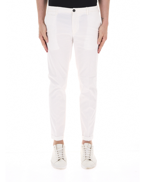 Pantalone a sigaretta