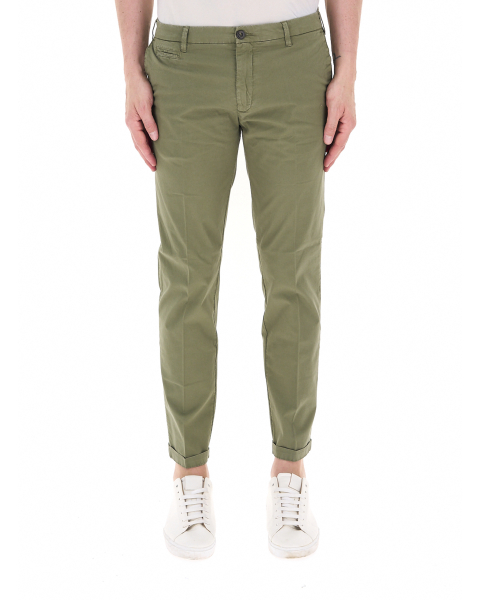 Pantalone chino