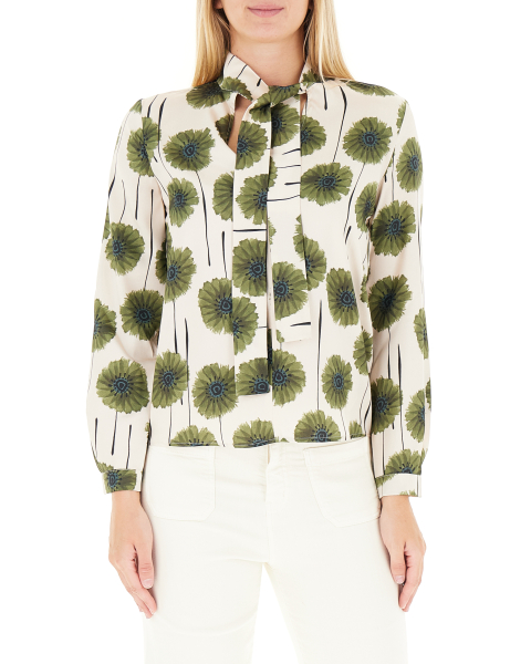 Blusa con fantasia