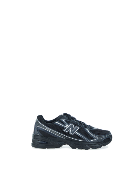 Sneakers 740