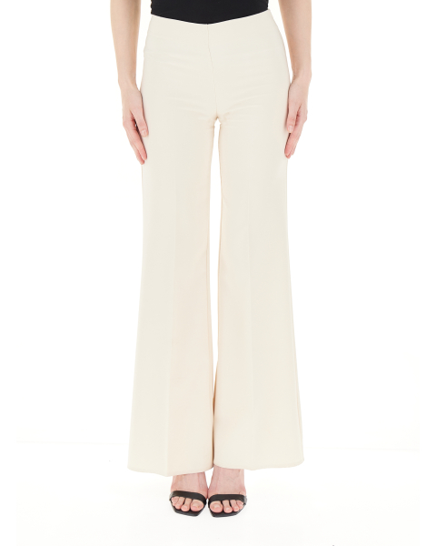 Pantalone flare