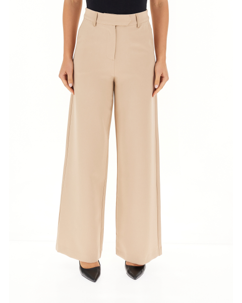 Pantalone a palazzo