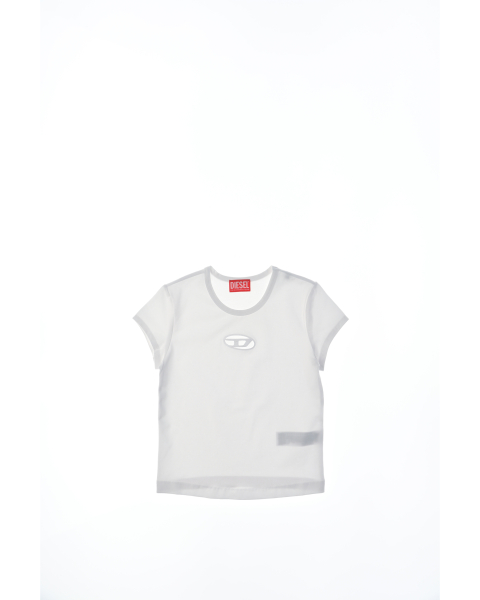 T-shirt cut-out