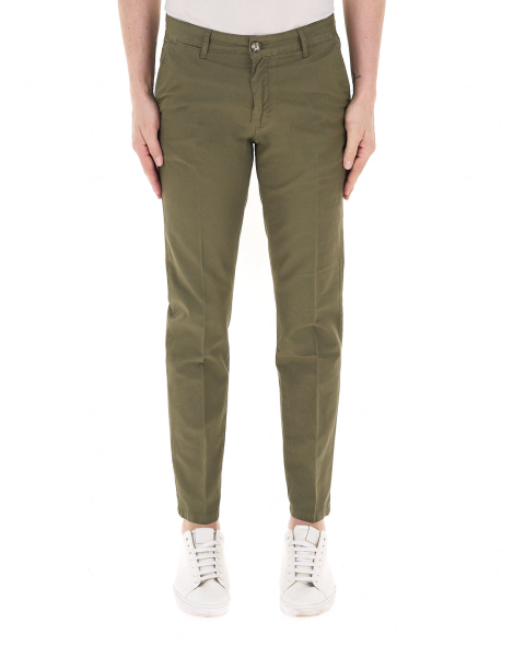 Pantalone chino