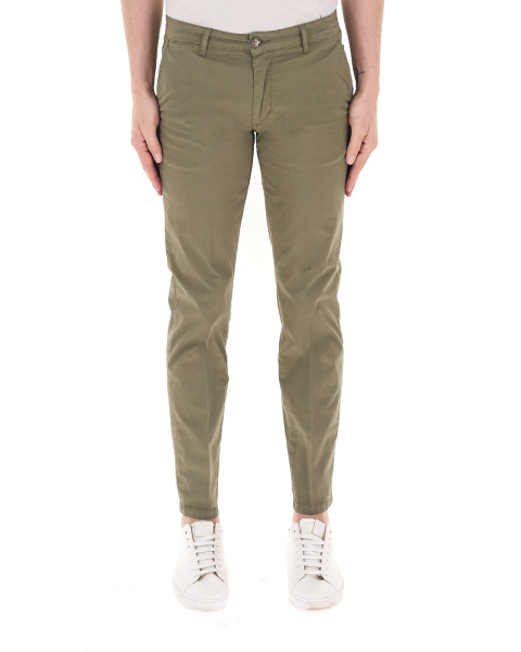 Pantalone chino