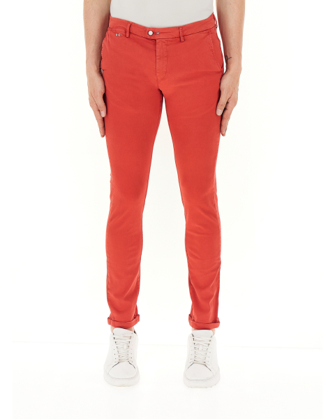 Pantalone chino