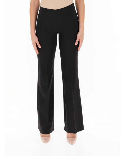 Pantalone flare