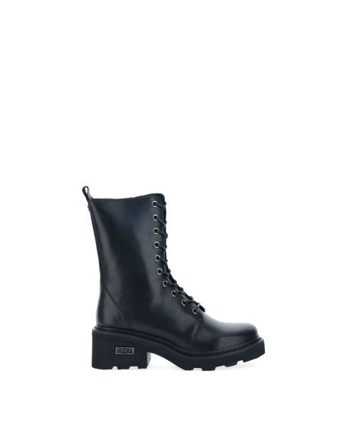Anfibi in pelle