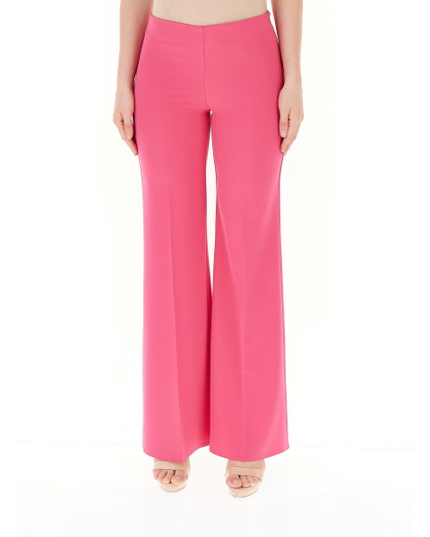 Pantalone flare