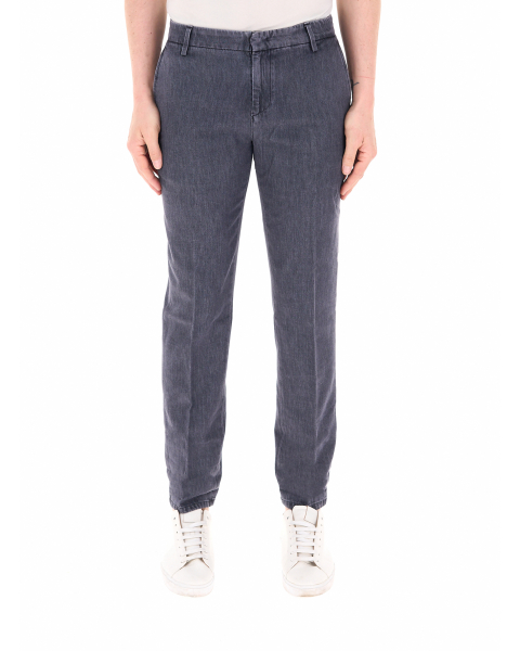 Pantalone a sigaretta