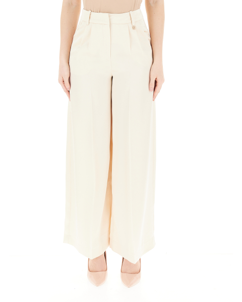 Pantalone a palazzo