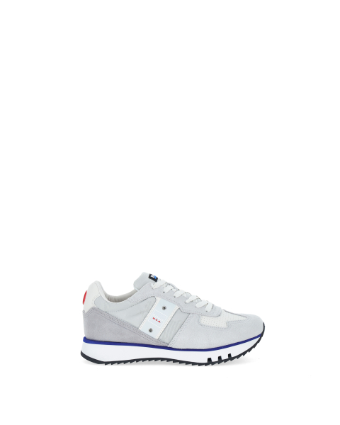 Sneakers con lacci