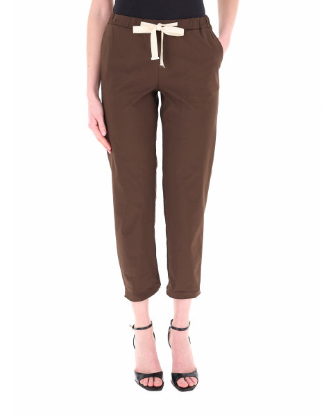 Pantalone a sigaretta