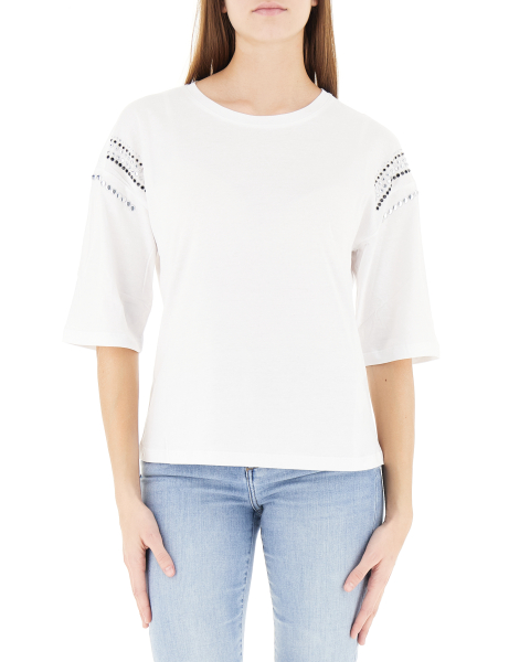 T-shirt con borchie