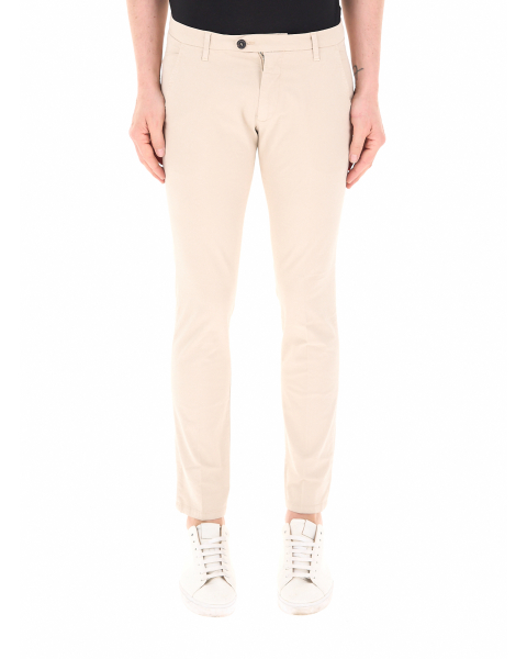Pantalone chino