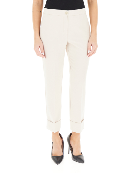 Pantalone a sigaretta