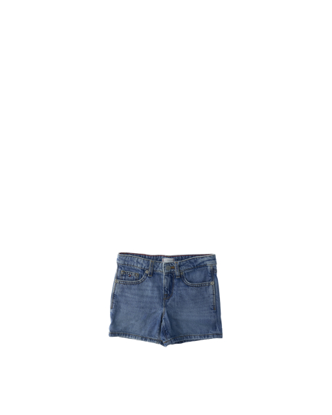 Shorts in jeans