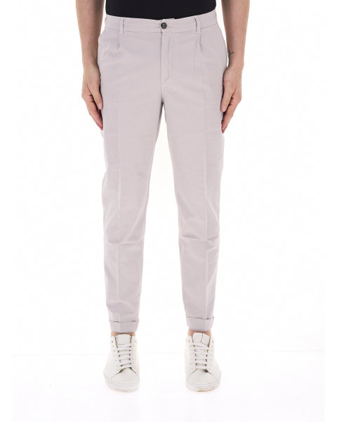 Pantalone chino
