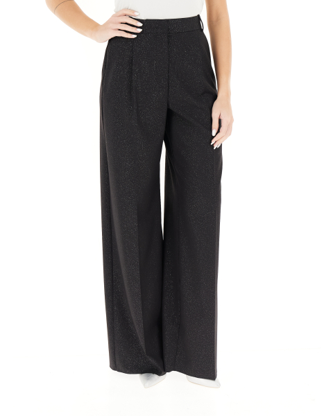 Pantalone flare
