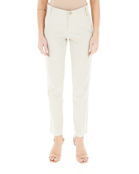 Pantalone a sigaretta