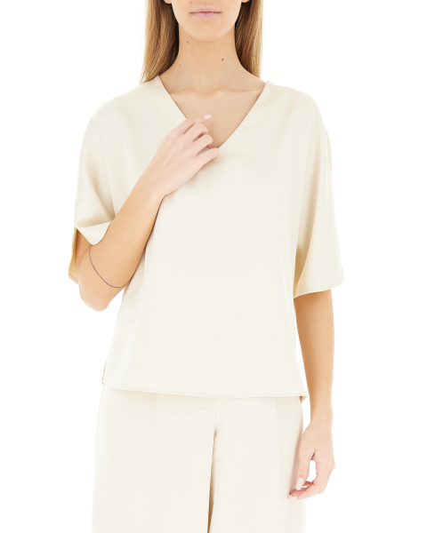 Blusa scollo V