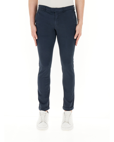 Pantalone chino