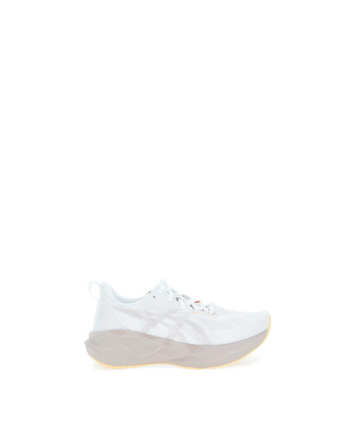 Sneakers Novablast 5