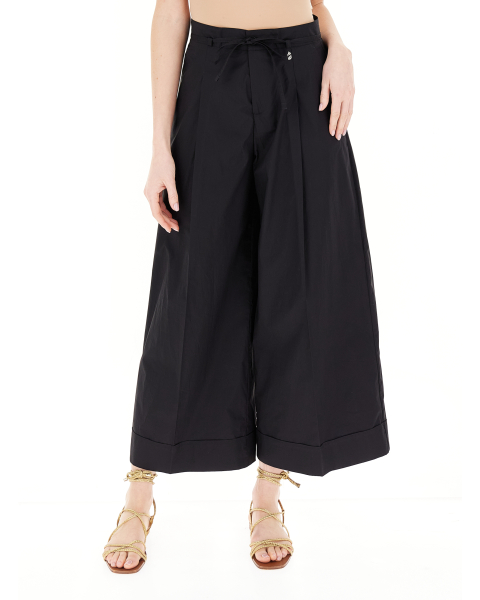 Pantalone a palazzo