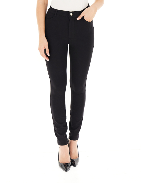 Pantalone a sigaretta