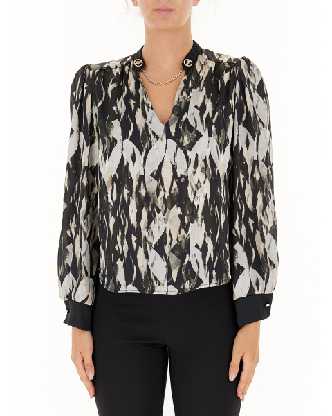Blusa scollo V